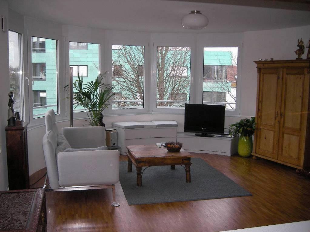 Appartement Am Salamanderpark Корнвестхайм Экстерьер фото